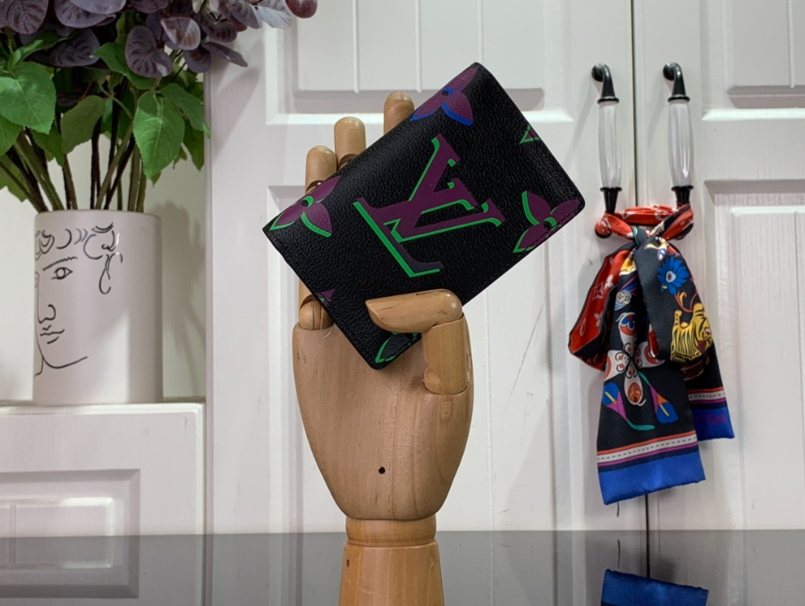 루이비통 포켓 오거나이저 M82372 7.511.11cm1.jpg