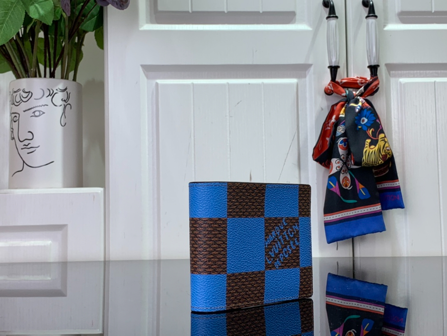 루이비통 멀티플 월렛 반지갑 1컬러 M40452 11.591.5cm3.jpg