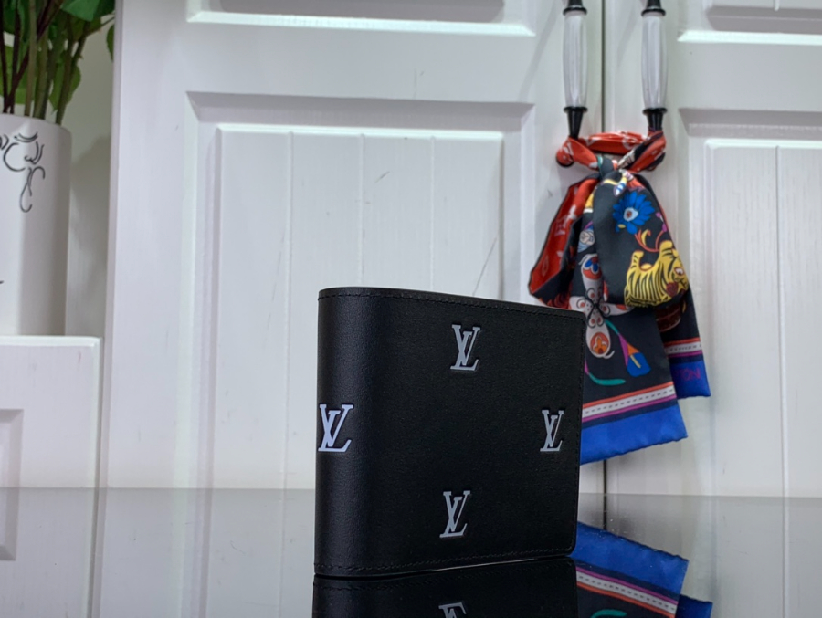 루이비통 멀티플 월렛 반지갑 M83191 129cm3.jpg