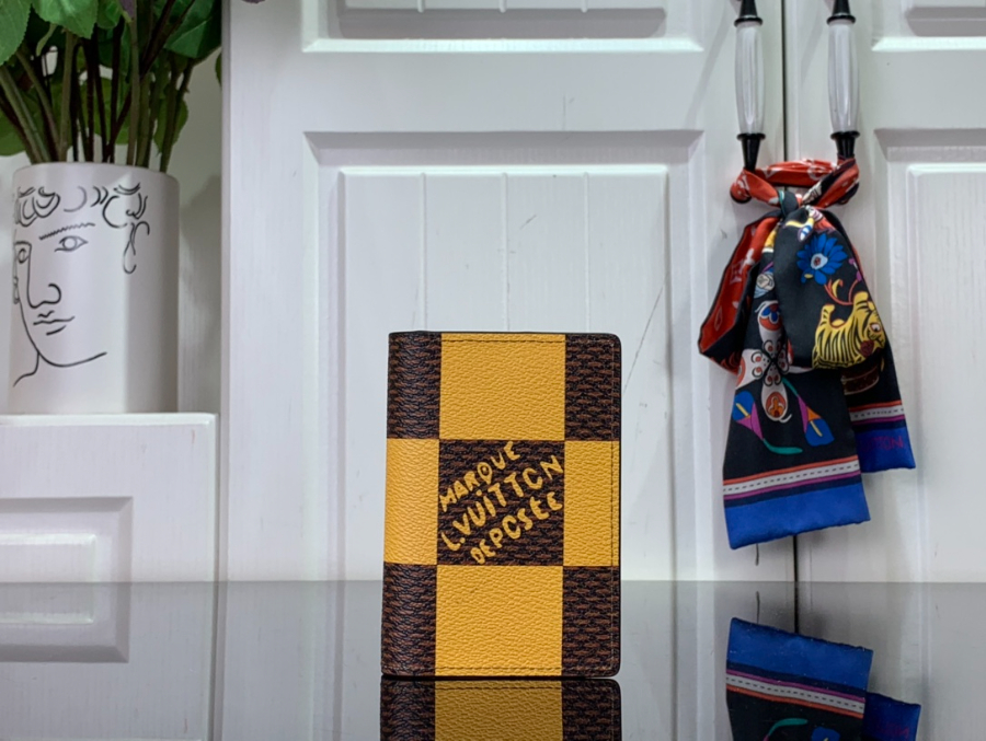 루이비통 멀티플 월렛 카드지갑 2컬러 8111cm1.jpg