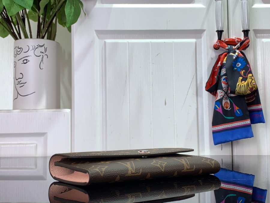 루이비통 에밀리 장지갑 M82921 M82920 M82919 19102cm 1컬러4.jpg