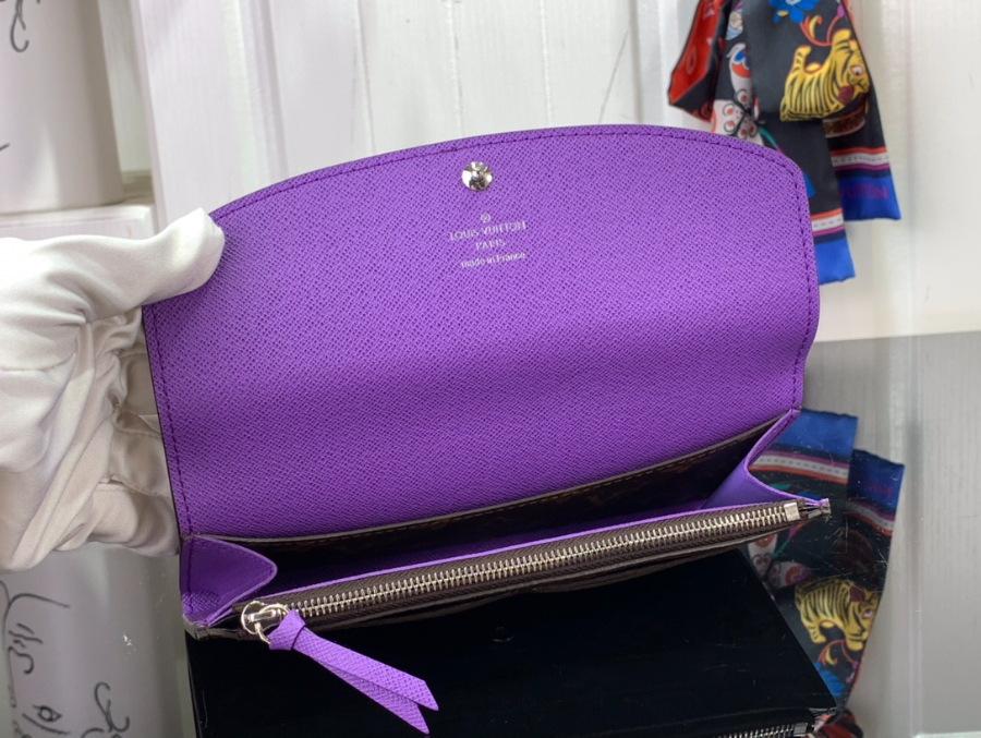 루이비통 에밀리 장지갑 M82921 M82920 M82919 19102cm 3컬러3.jpg