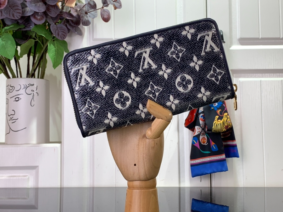 루이비통 장지갑 지피 M82468 19.510.52.5cm2.jpg