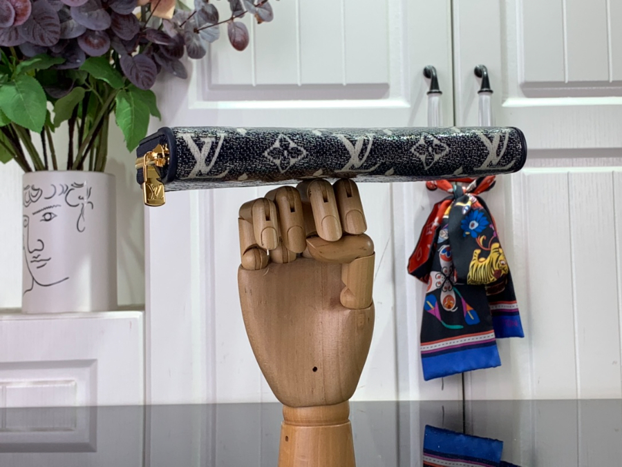 루이비통 장지갑 지피 M82468 19.510.52.5cm4.jpg