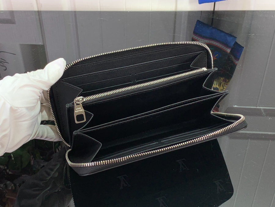 루이비통 지피 지퍼 월릿 M60017 19.510.52.5cm5.jpg