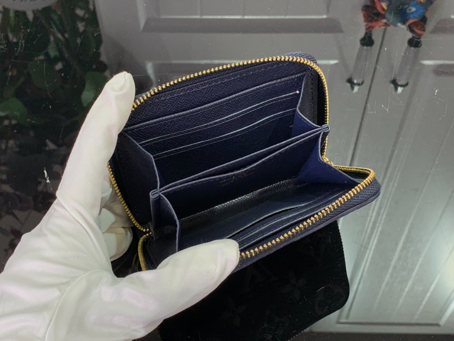 루이비통 지피 코인 펄스 M82483 118.52cm5.jpg