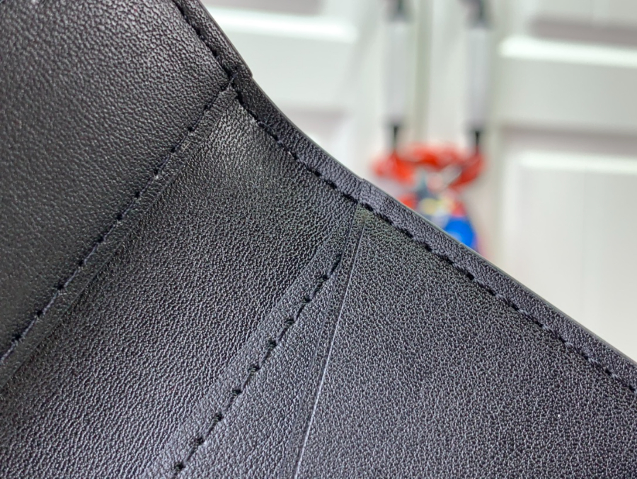 루이비통 포켓 오거나이저 카드지갑 M61696 811cm7.jpg