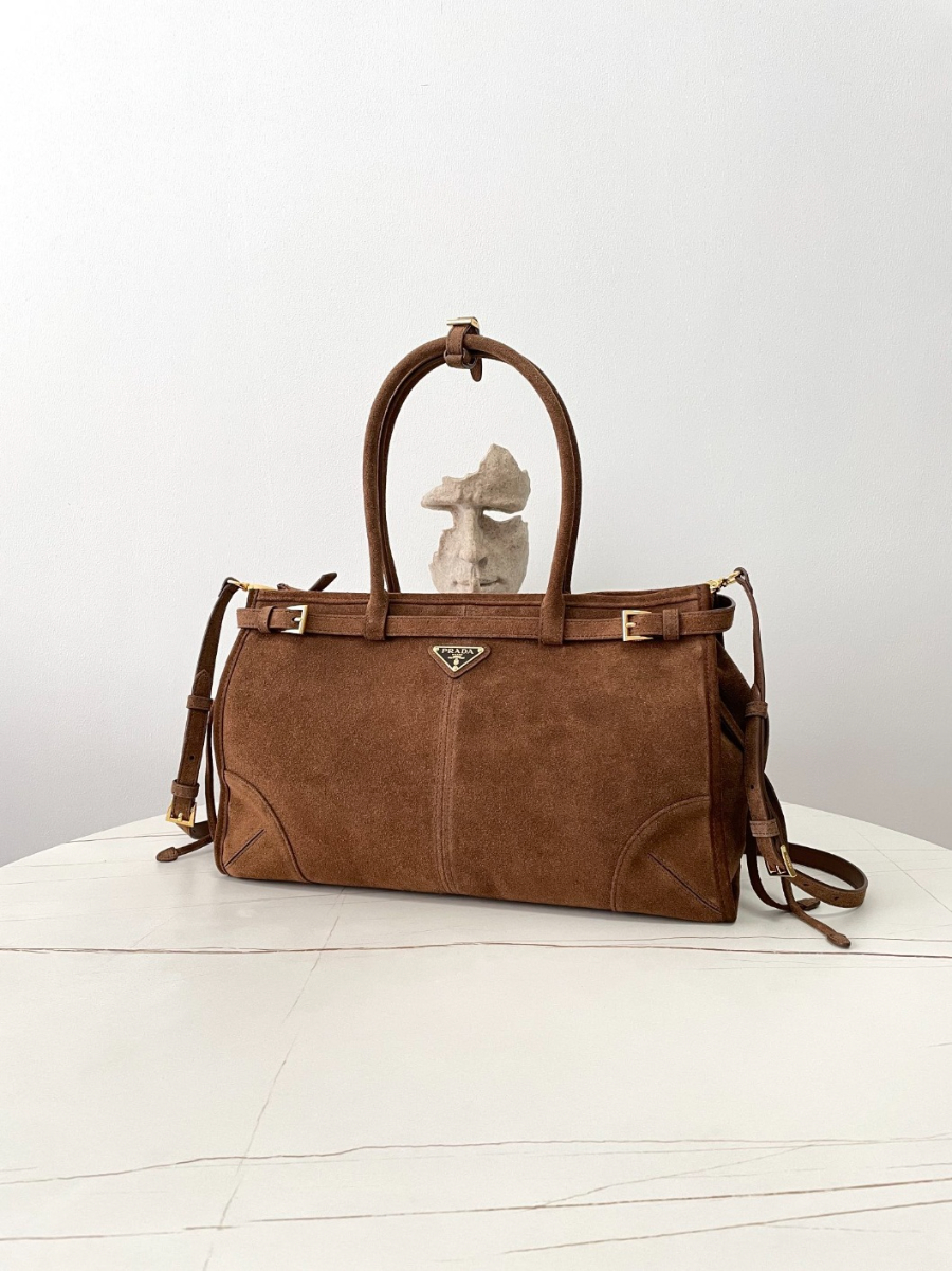 프라다 라지스웨이드핸드백09.jpg