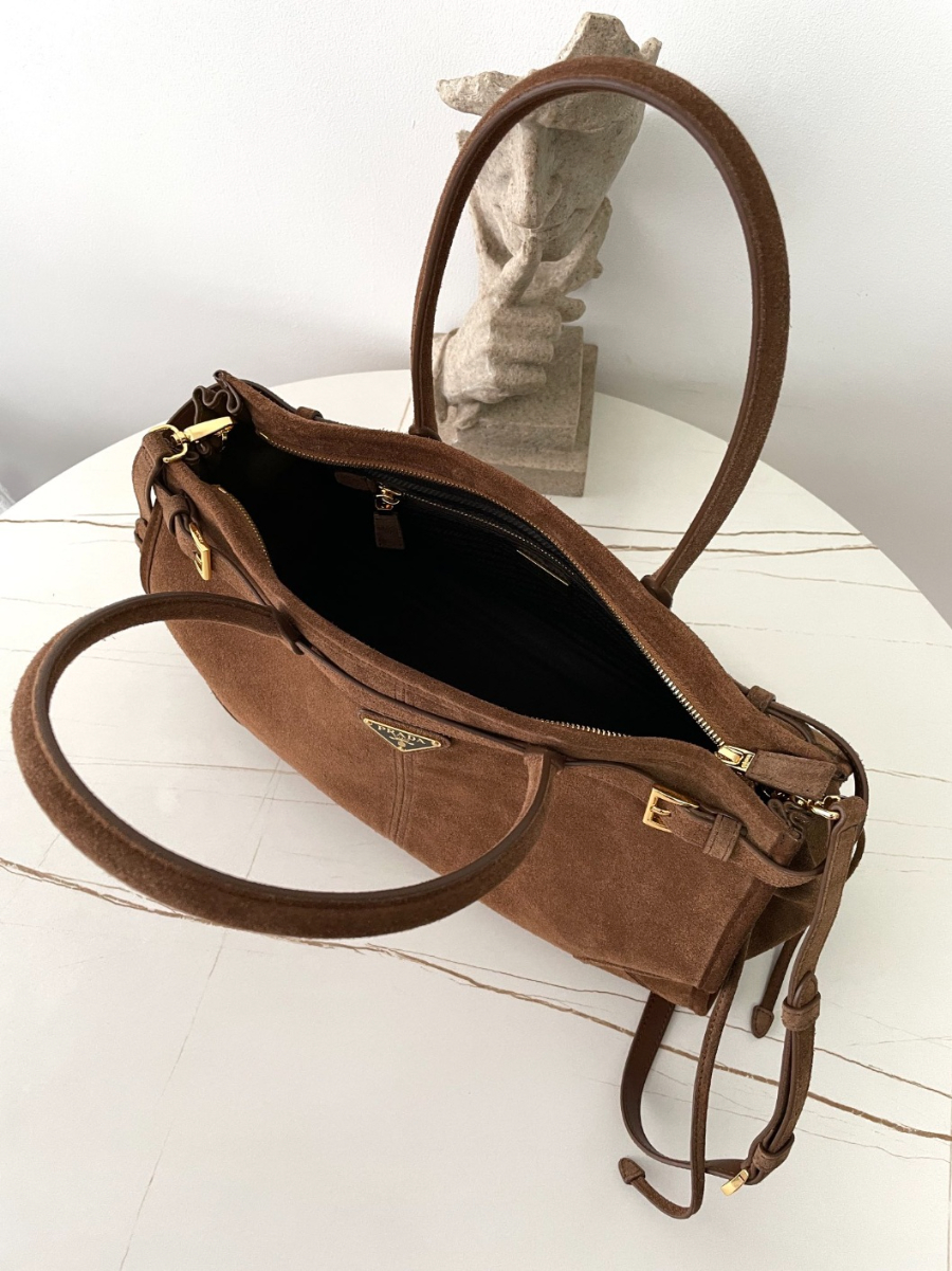 프라다 라지스웨이드핸드백04.jpg