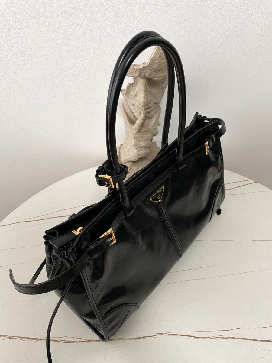 프라다 라지가죽핸드백4.jpg