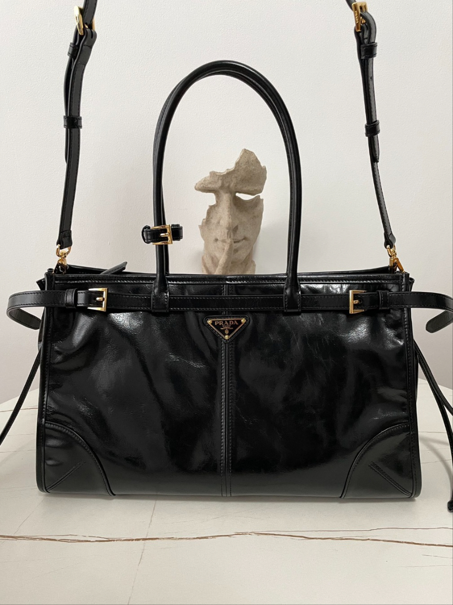 프라다 라지가죽핸드백9.jpg