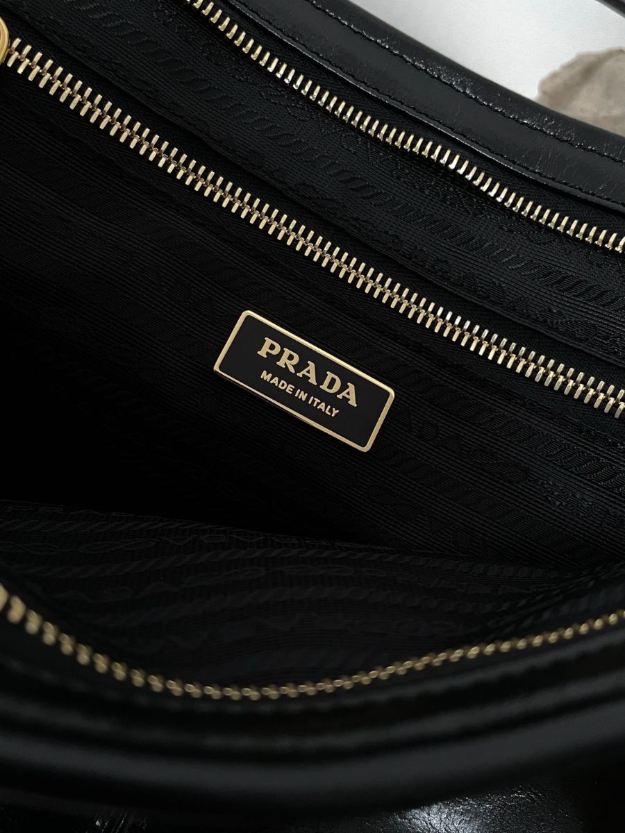 프라다 라지가죽핸드백7.jpg