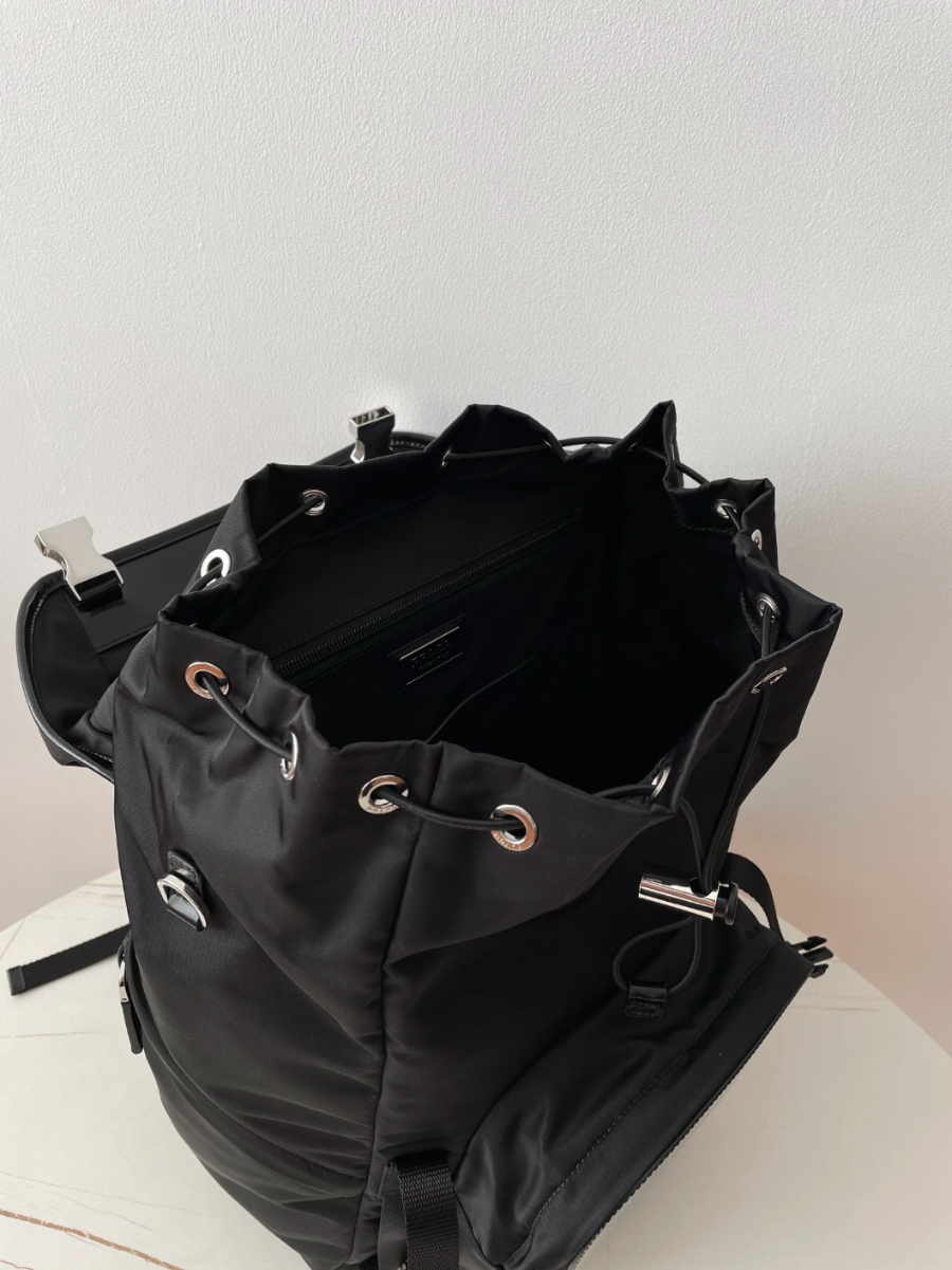 프라다 리나일론사피아나가죽백팩4.jpg