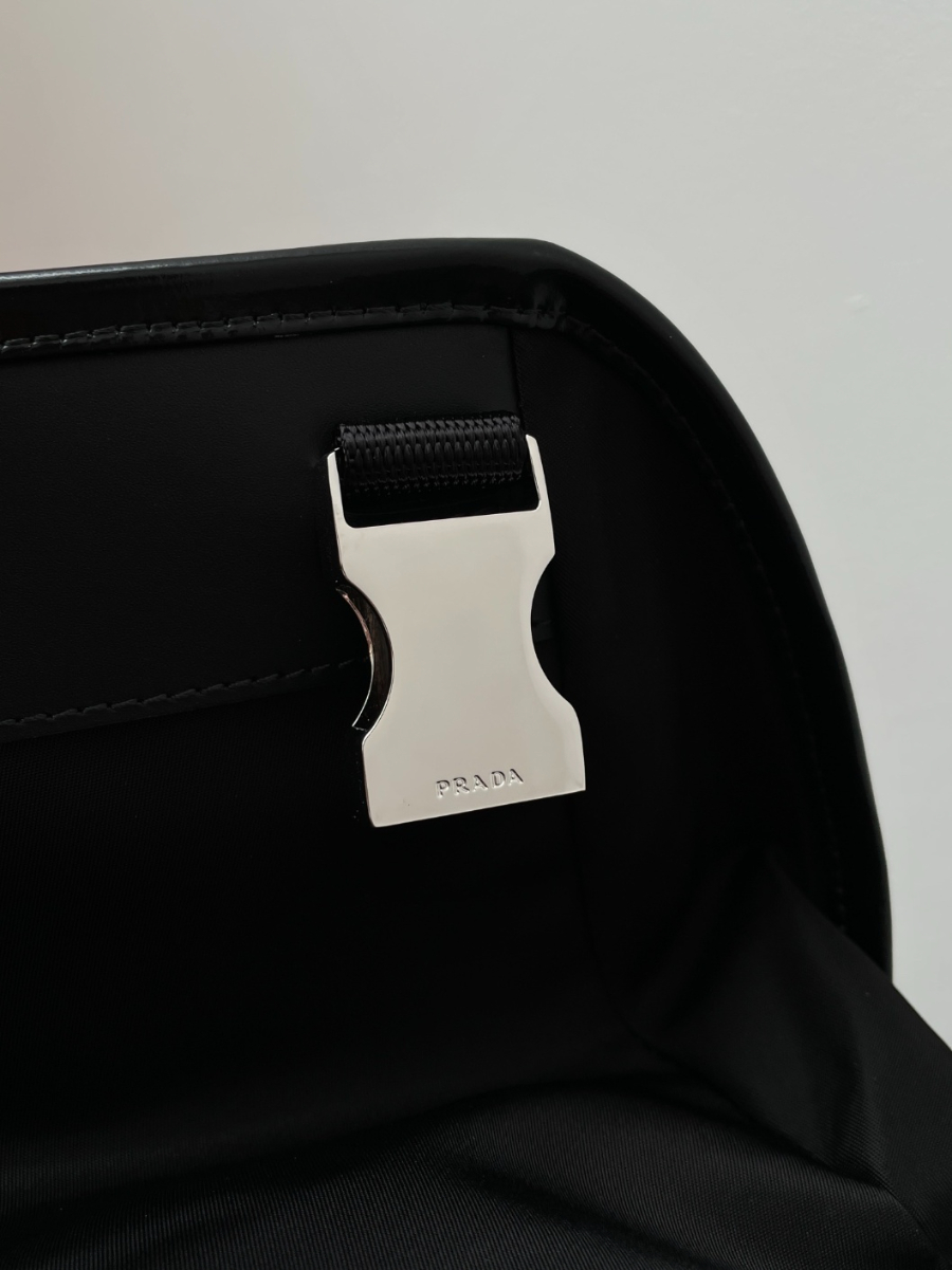 프라다 리나일론사피아나가죽백팩7.jpg