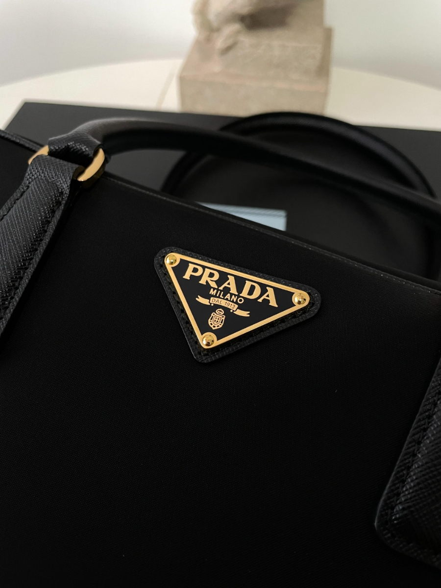 프라다 리나일론사피아노투핸들백6.jpg