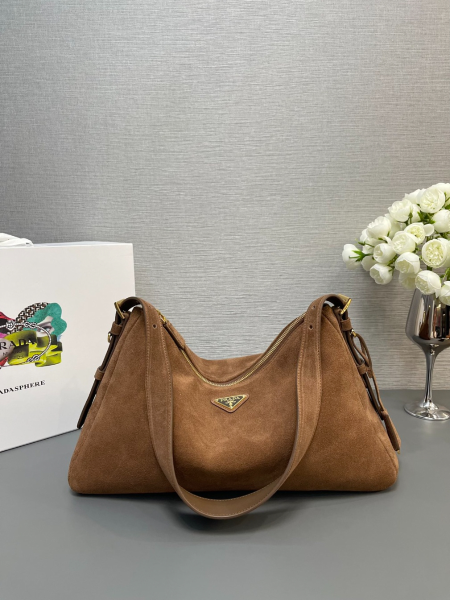 프라다 에메라지숄더백1.jpg