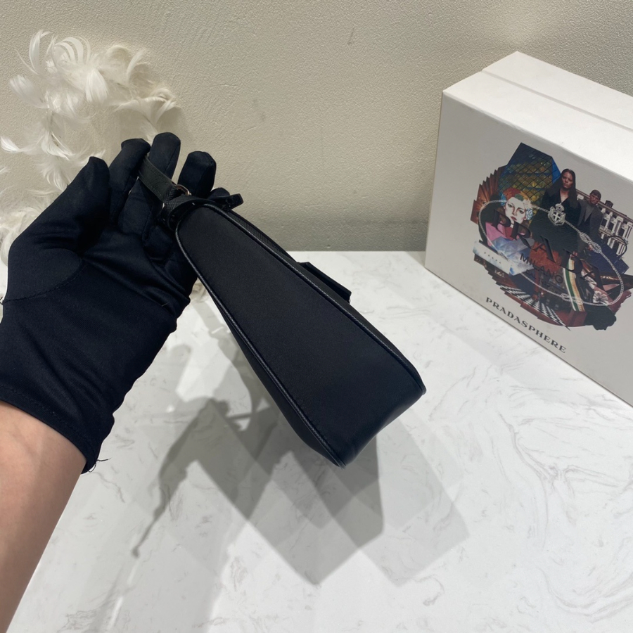 프라다 테수토호보백3.jpg