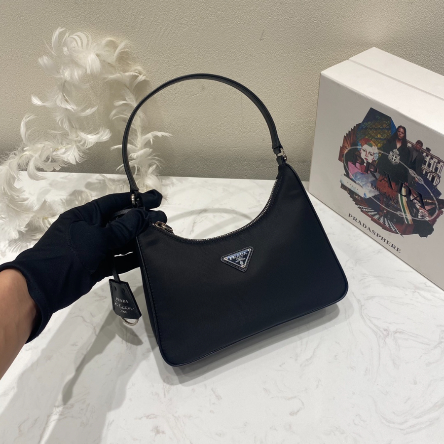 프라다 테수토호보백7.jpg