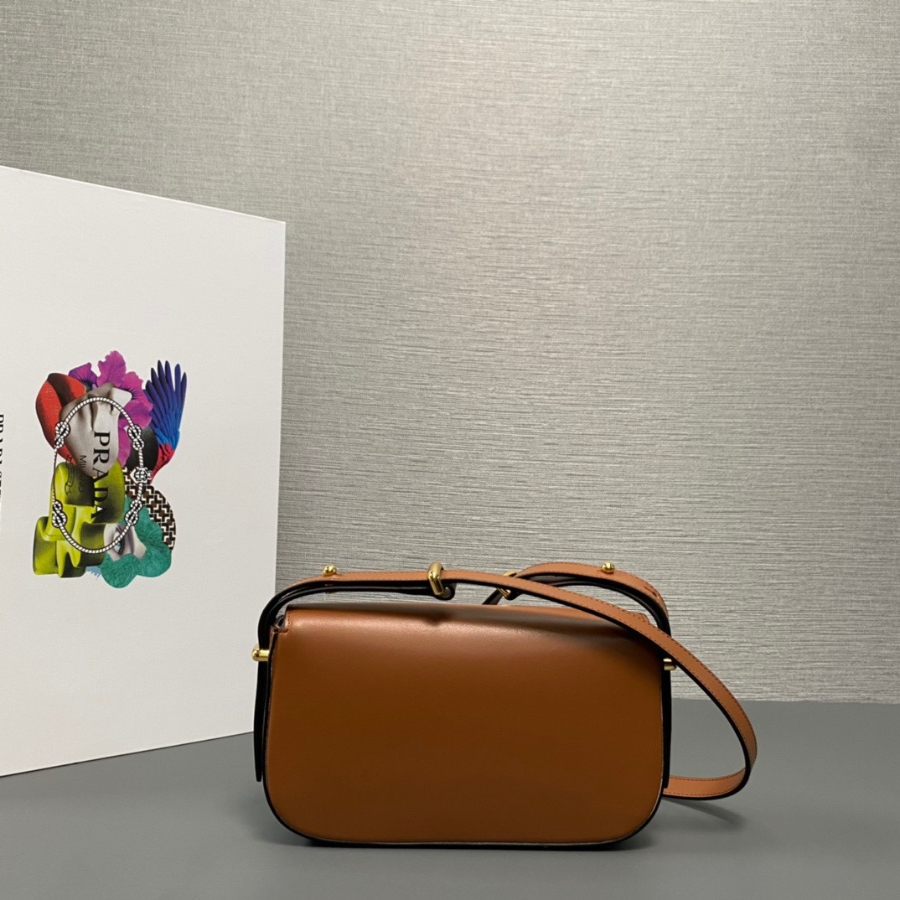 프라다 가죽숄더백2.jpg