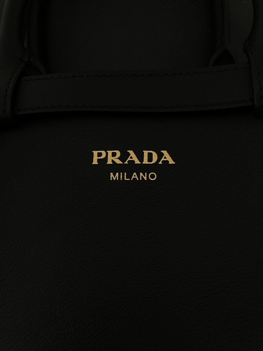 프라다 스몰가죽백6.jpg