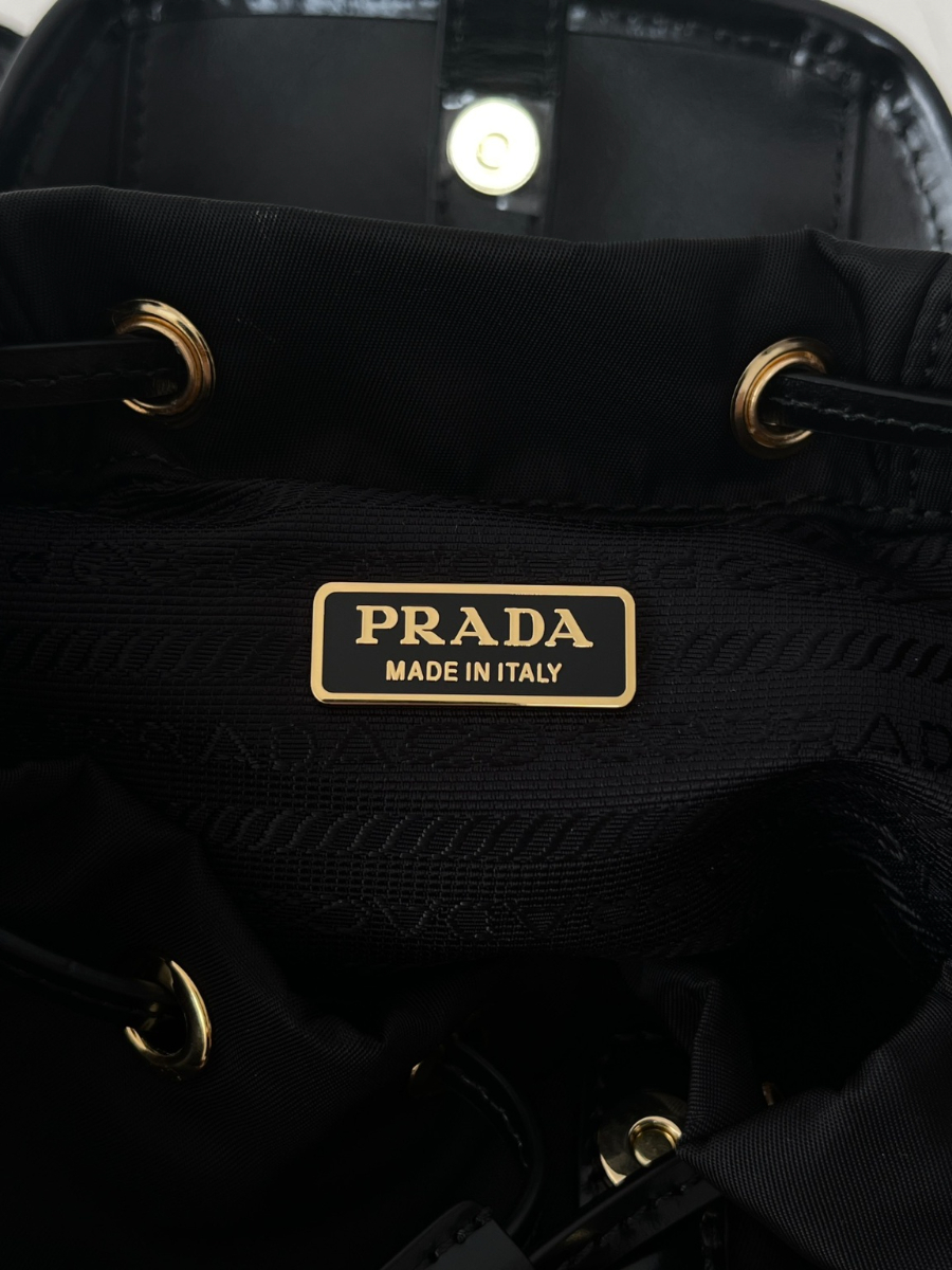 프라다 스몰리나일론브러시드백팩06.jpg