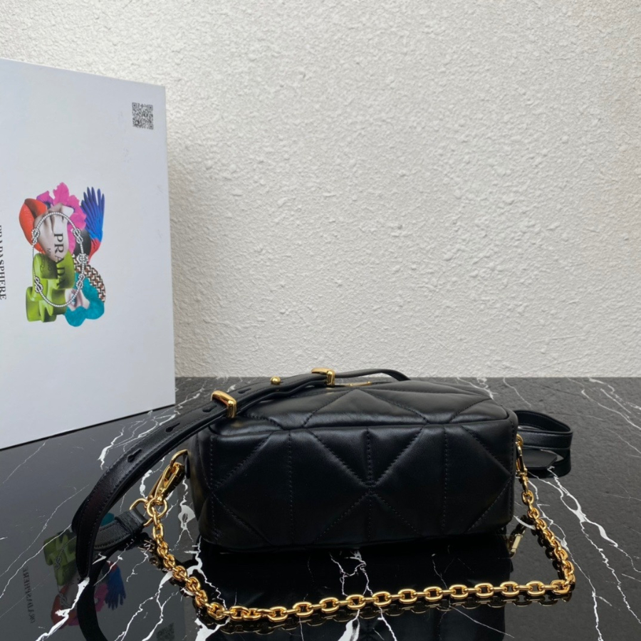 프라다 카메라숄더백4.jpg