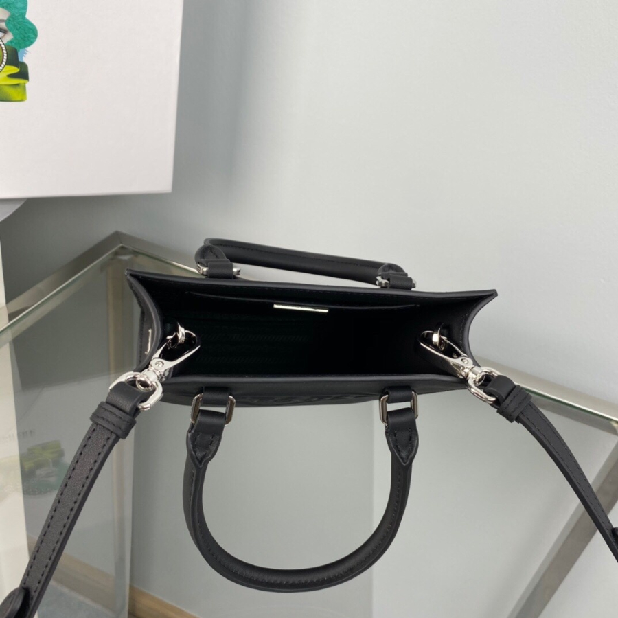 프라다 로고토트백8.jpg