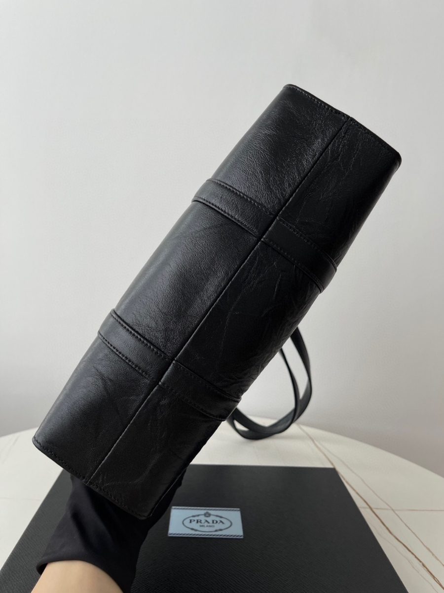 프라다 나파앤티크토트백4.jpg