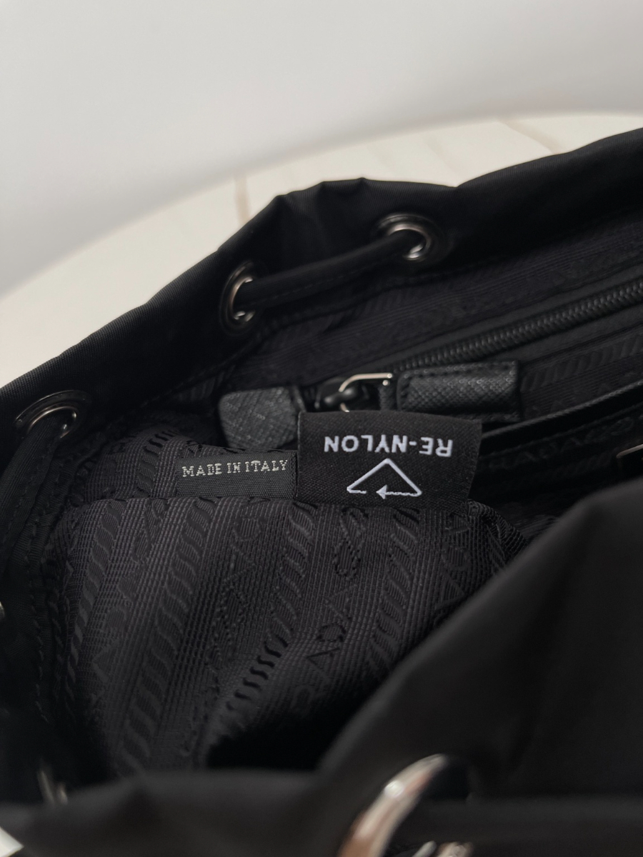 프라다 리나일론스몰백팩6.jpg