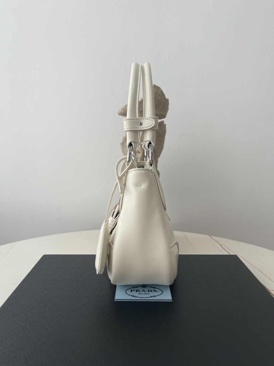 프라다 문패딩레더백4.jpg