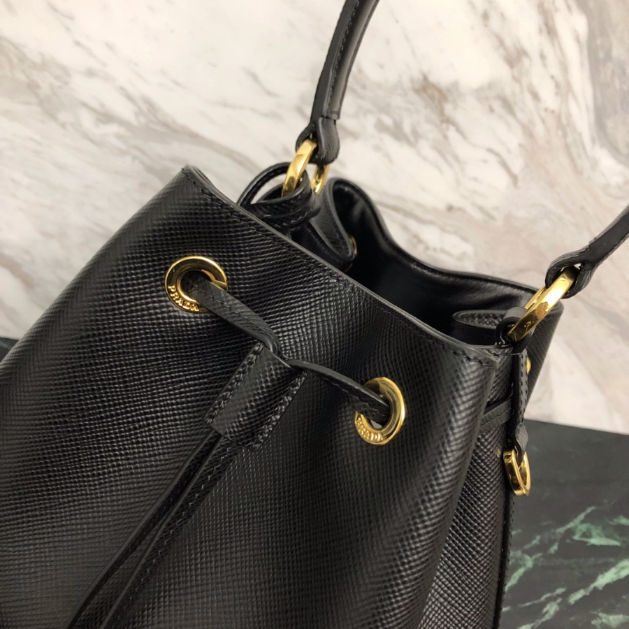 프라다 사피아노가죽버킷백7.jpg