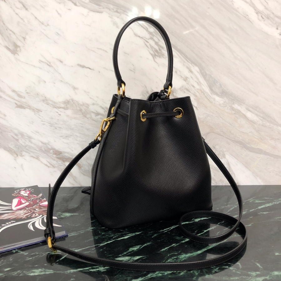 프라다 사피아노가죽버킷백2.jpg