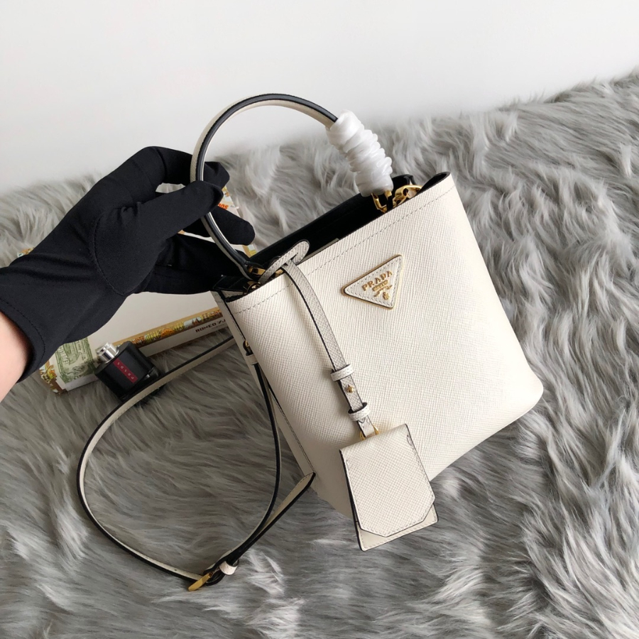 프라다 사피아노파니에스몰백2 화이트.jpg