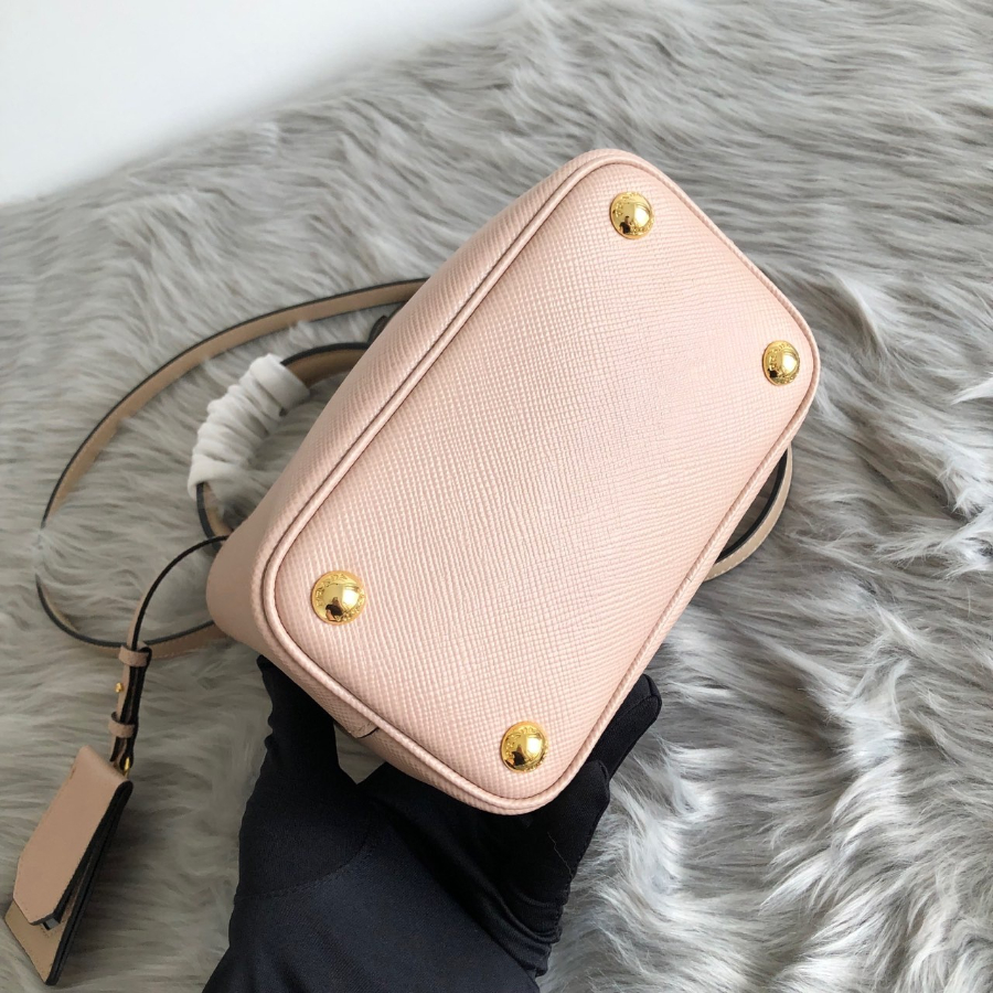 프라다 사피아노파니에스몰백4.jpg