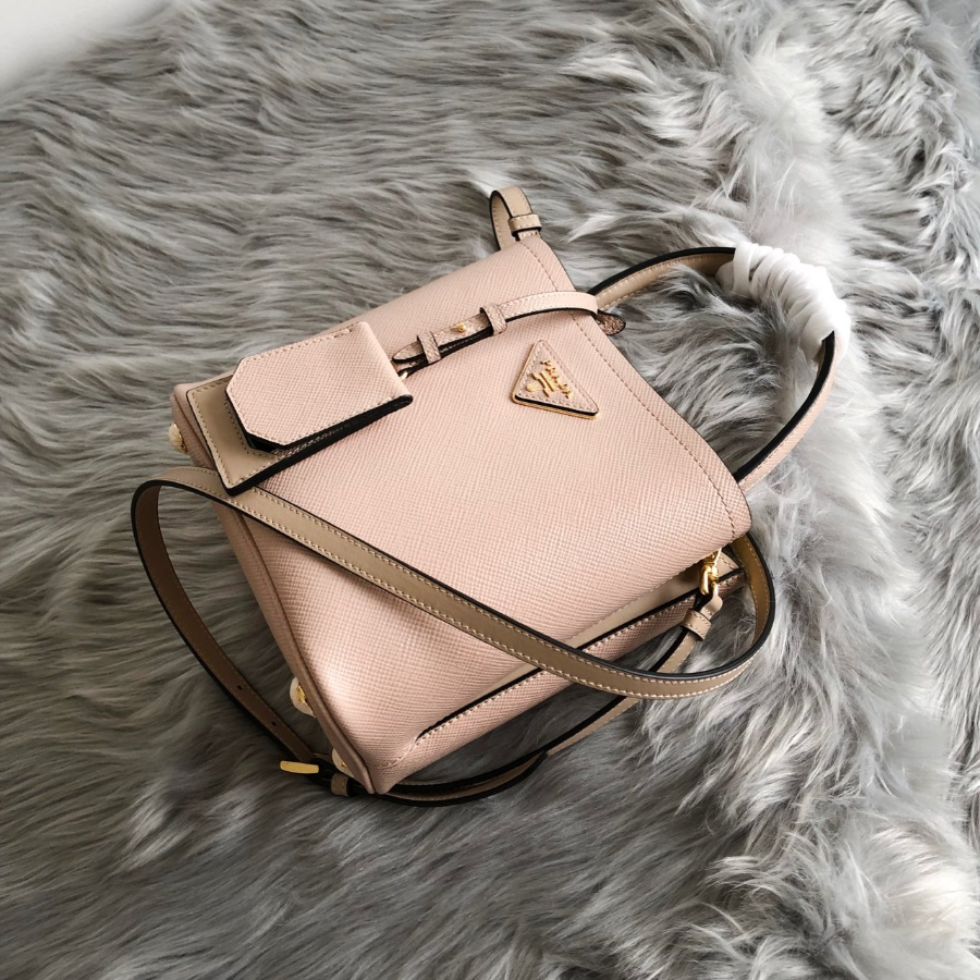 프라다 사피아노파니에스몰백3.jpg