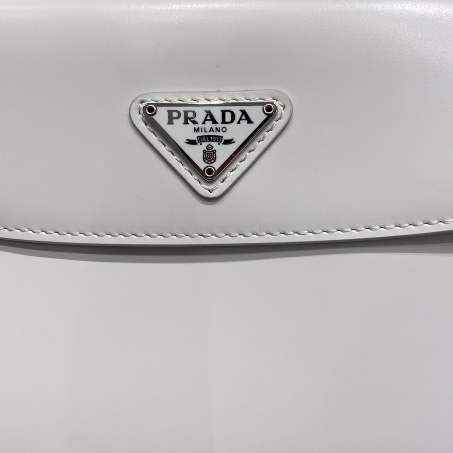 프라다 클레오브러시드플랩백6.jpg