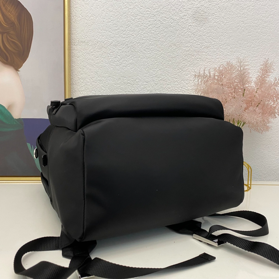 프라다 2DMG리나일론백팩5.jpg