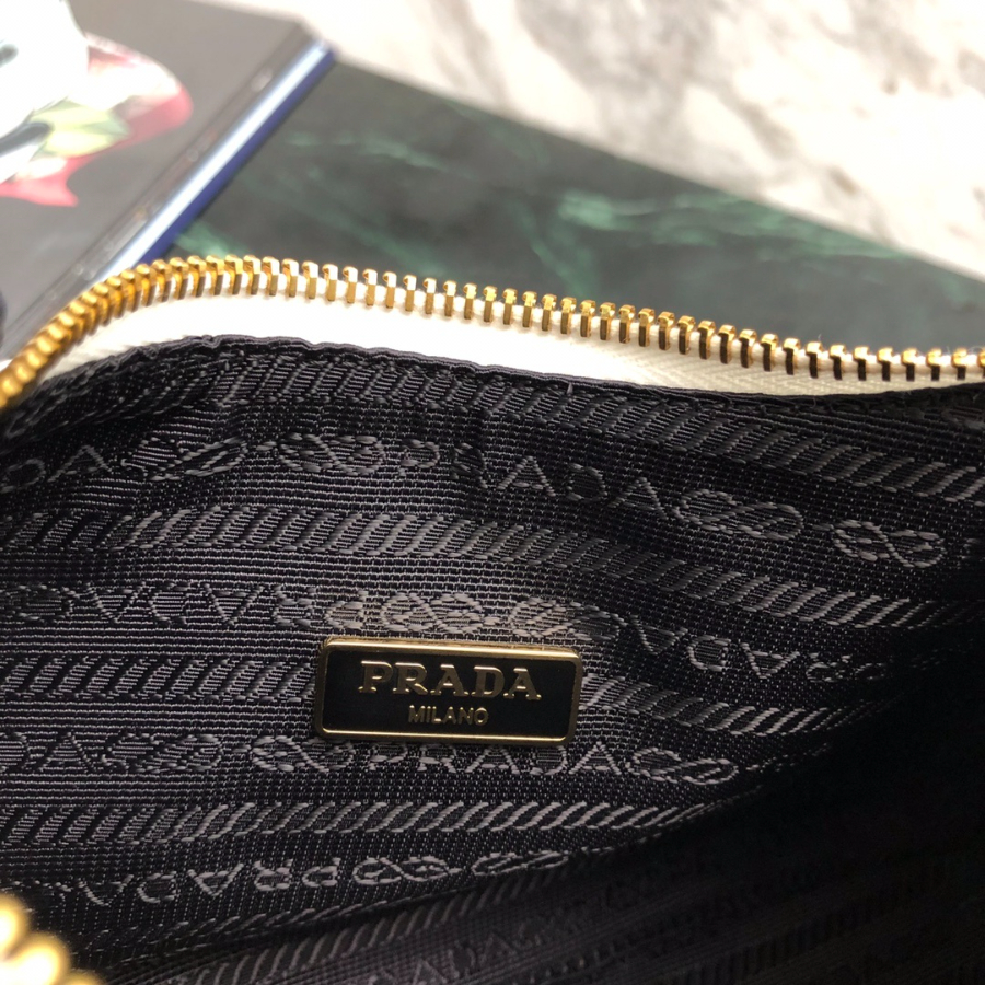 프라다 테수토체인호보백5핑크.jpg