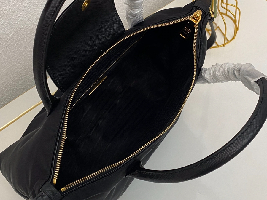 프라다 포코노투웨이백5.jpg