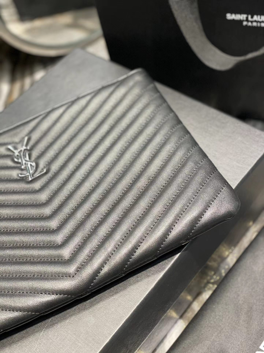 생로랑 클러치 3사이즈2.jpg