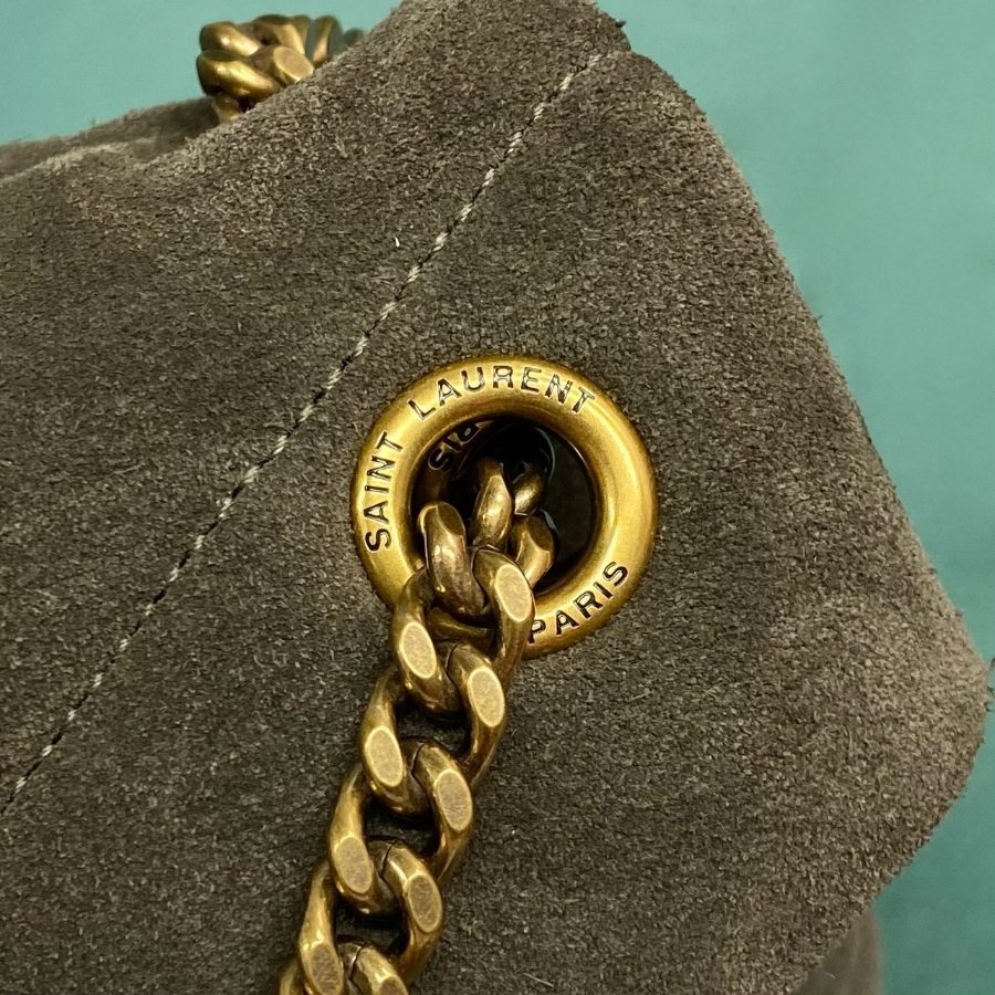 생로랑 토이 퍼퍼 스웨이드 라이트 머스크 577476 281118cm 미디엄09.jpg