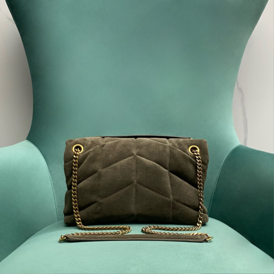 생로랑 토이 퍼퍼 스웨이드 라이트 머스크 577476 281118cm 미디엄02.jpg