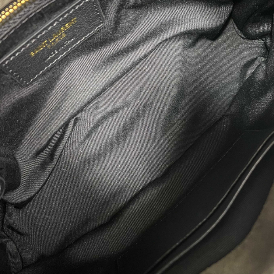 생로랑 토이 퍼퍼 스웨이드 라이트 머스크 759337 238.515.5cm 스몰03.jpg