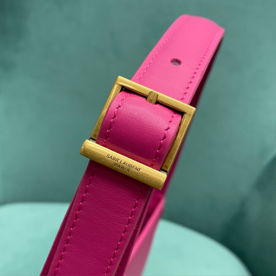 생로랑 페이턴트 가죽 소재의 LE 5 A 7 호보백 657228 24.5615cm 자홍색7.jpg