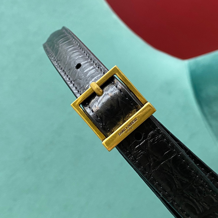 생로랑 페이턴트 가죽 소재의 LE 5 A 7 호보백 금장 악어무늬 657228 24.5615cm 블랙9.jpg