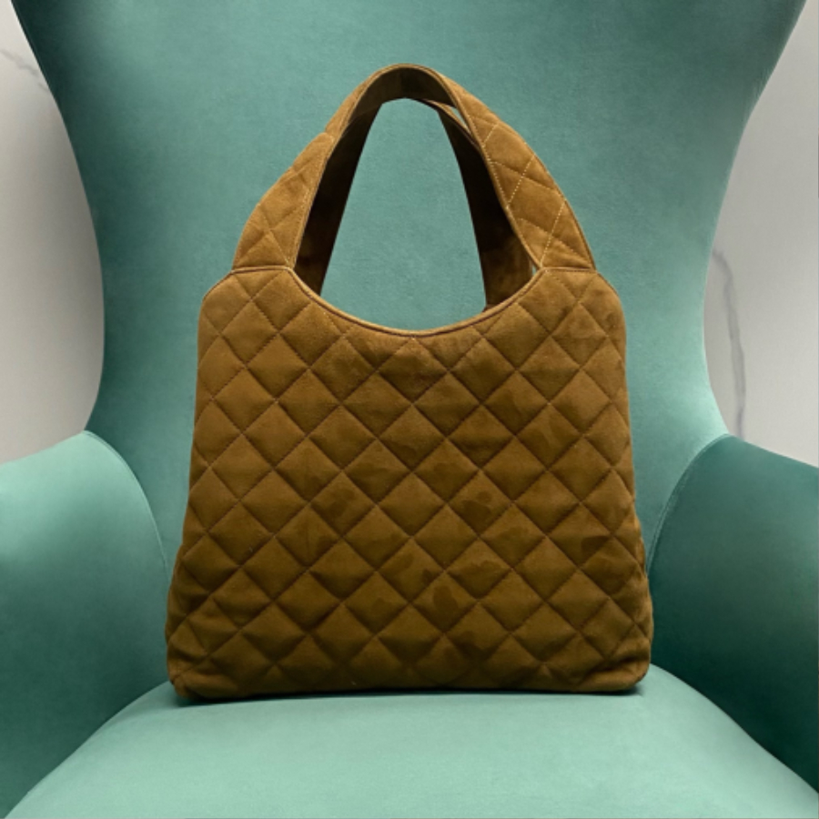 생로랑퀼팅 스웨이드 소재 ICARE 미디엄백 브라운 858191 3015cm04.jpg