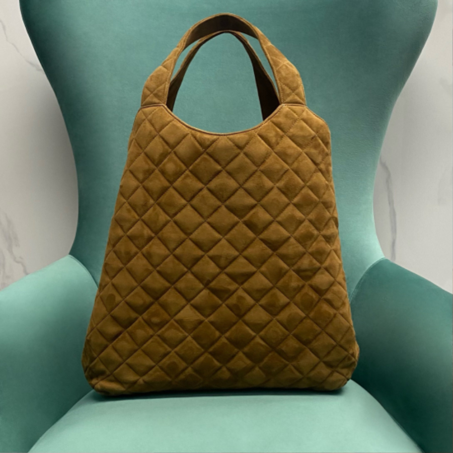 생로랑퀼팅 스웨이드 소재 ICARE 쇼퍼백 브라운 698651 38843cm04.jpg