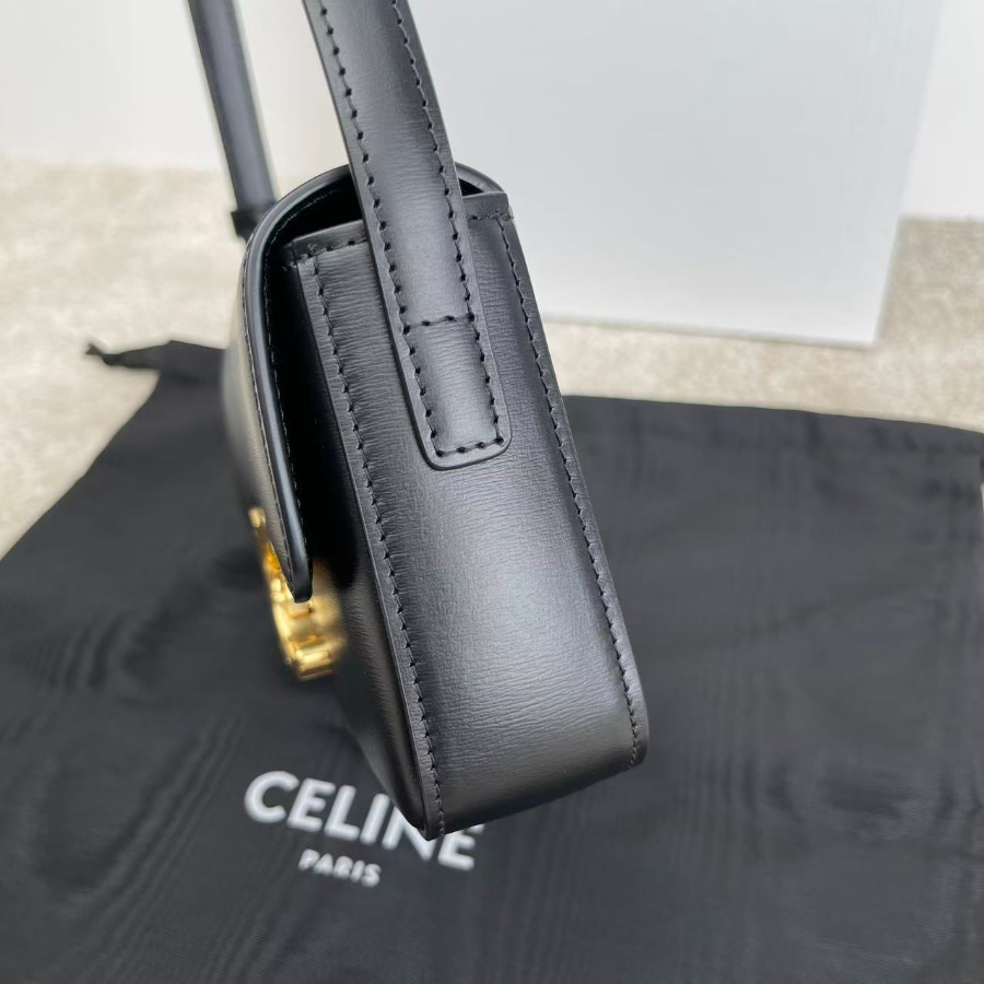 JXG 셀린느 클로드 체인 숄더백 20.510.54cm 2종 197993 19414302.jpg