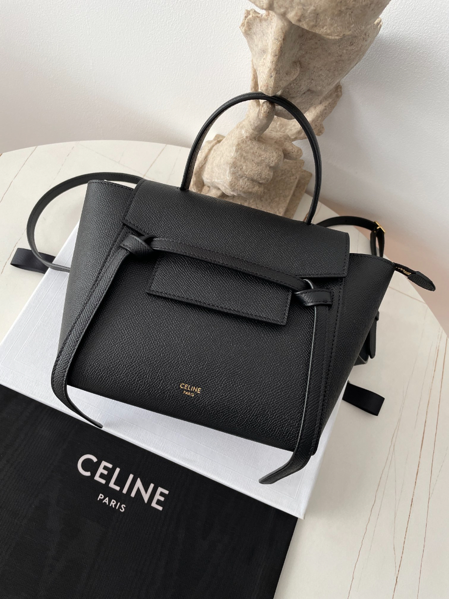 셀린느 그레인드 카프스킨 마이크로 벨트백 블랙 202010cm 18900305.jpg