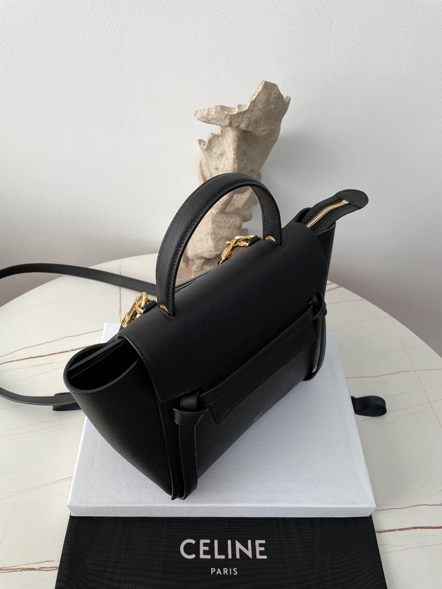 셀린느 그레인드 카프스킨 마이크로 벨트백 블랙 242013cm 18915306.jpg